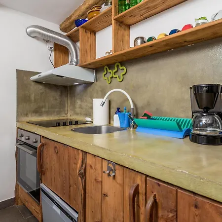 Cozy In With Kitchen Feriehus Sveti Jakov